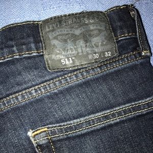 LEVI’S 5’11 jeans 30x32